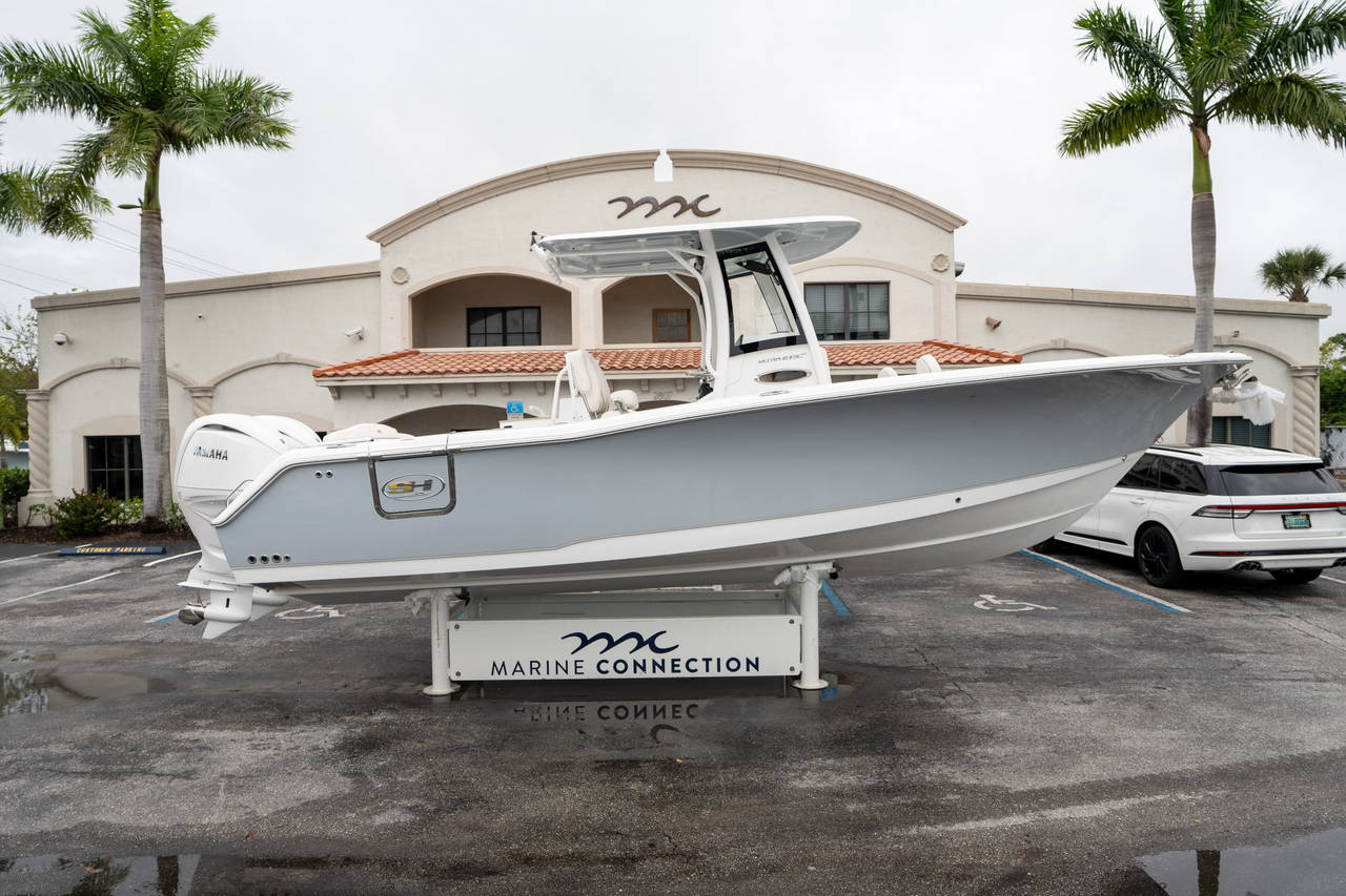 Main image of Sea Hunt Ultra 275 SE in West Palm Beach, FL