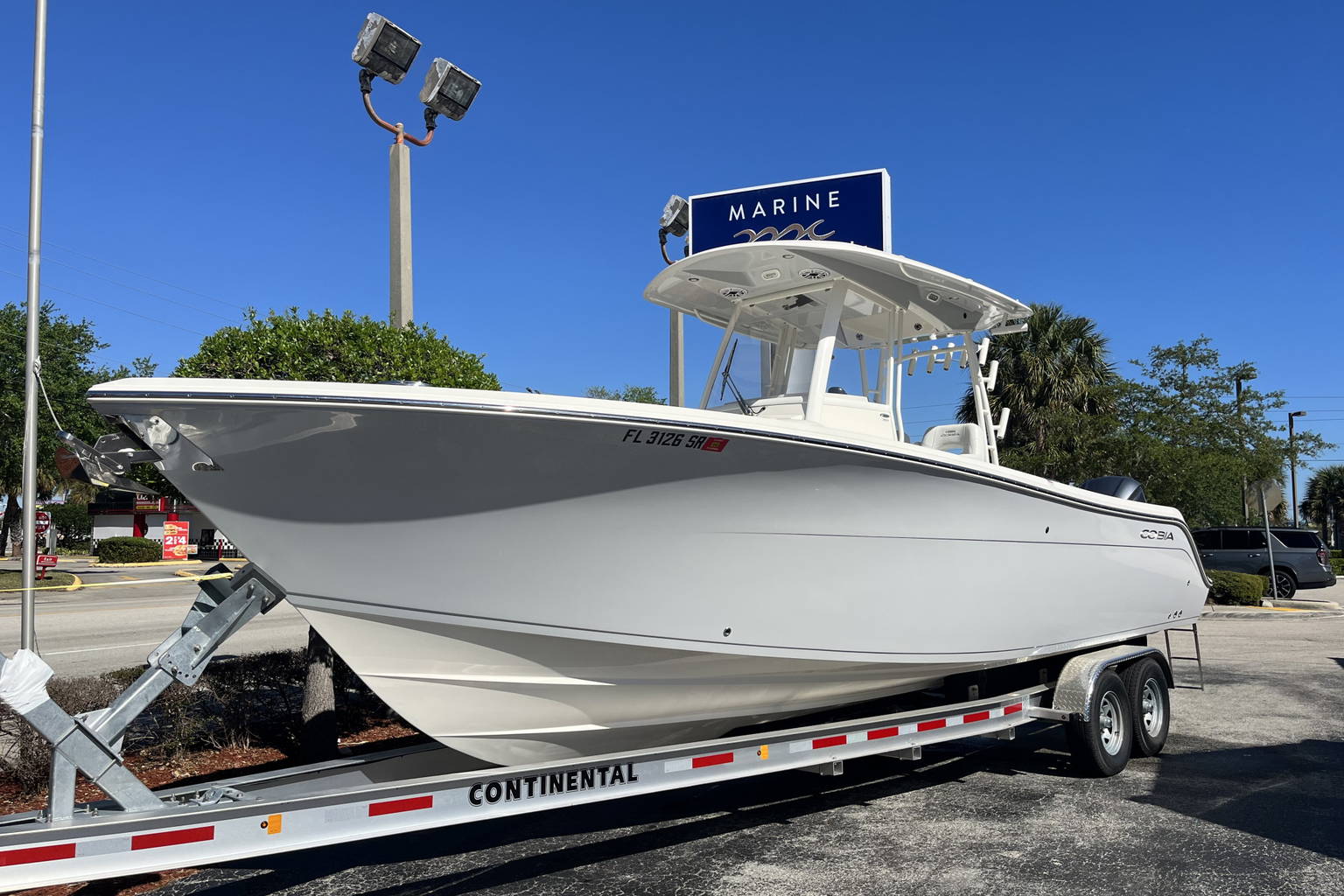 Used 2020 Cobia 301 #Z035 image 2