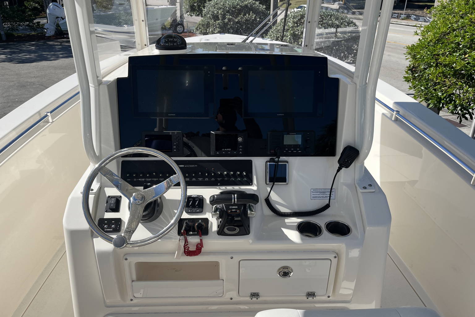 Used 2020 Cobia 301 #Z035 image 14