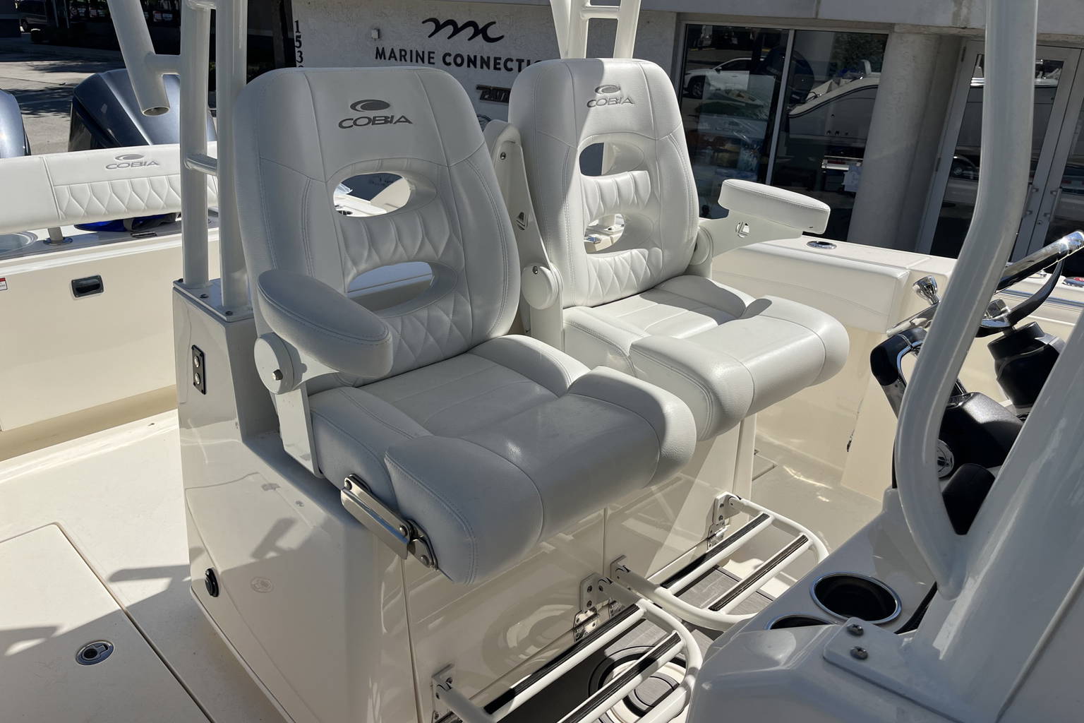 Used 2020 Cobia 301 #Z035 image 29