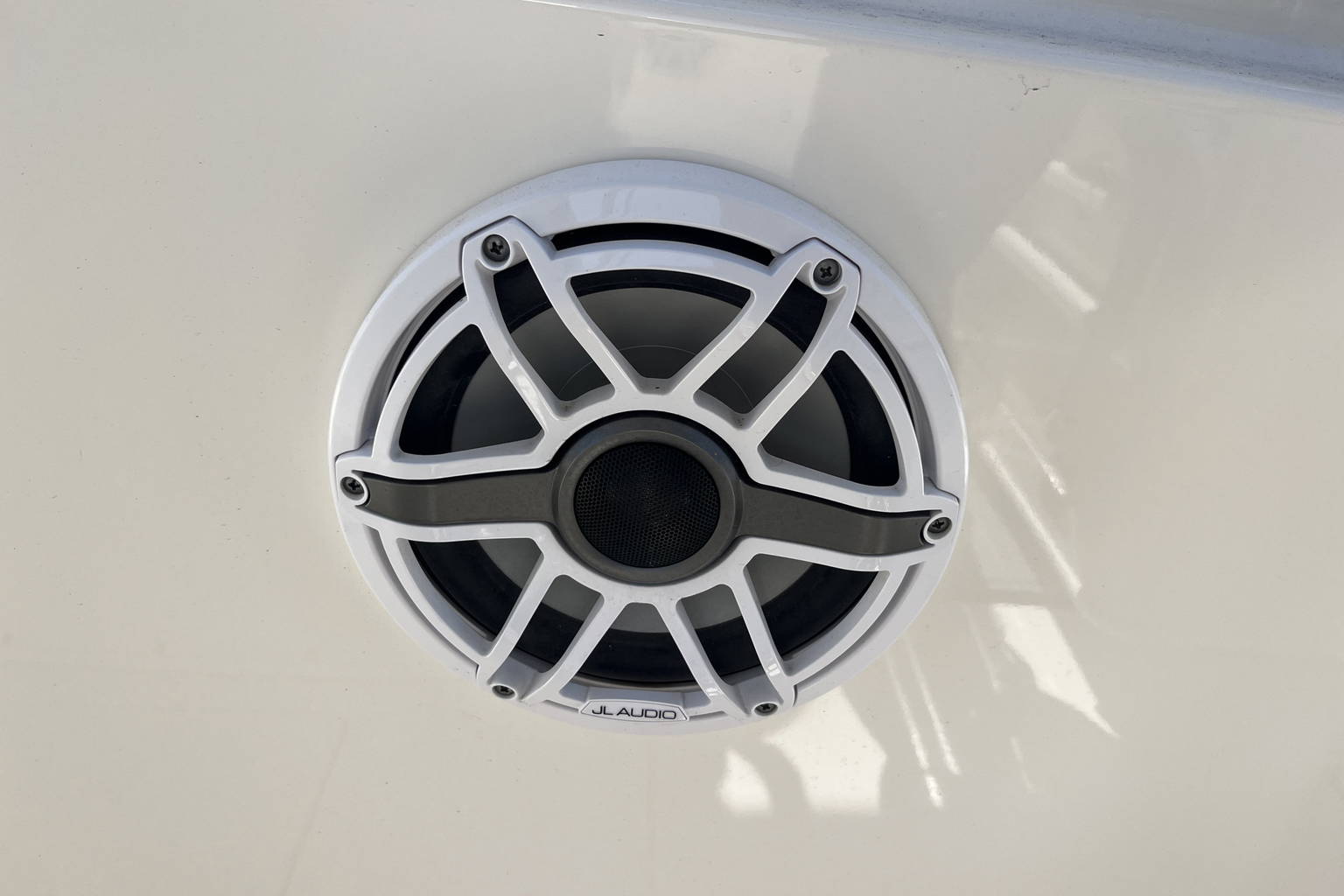 Used 2020 Cobia 301 #Z035 image 30