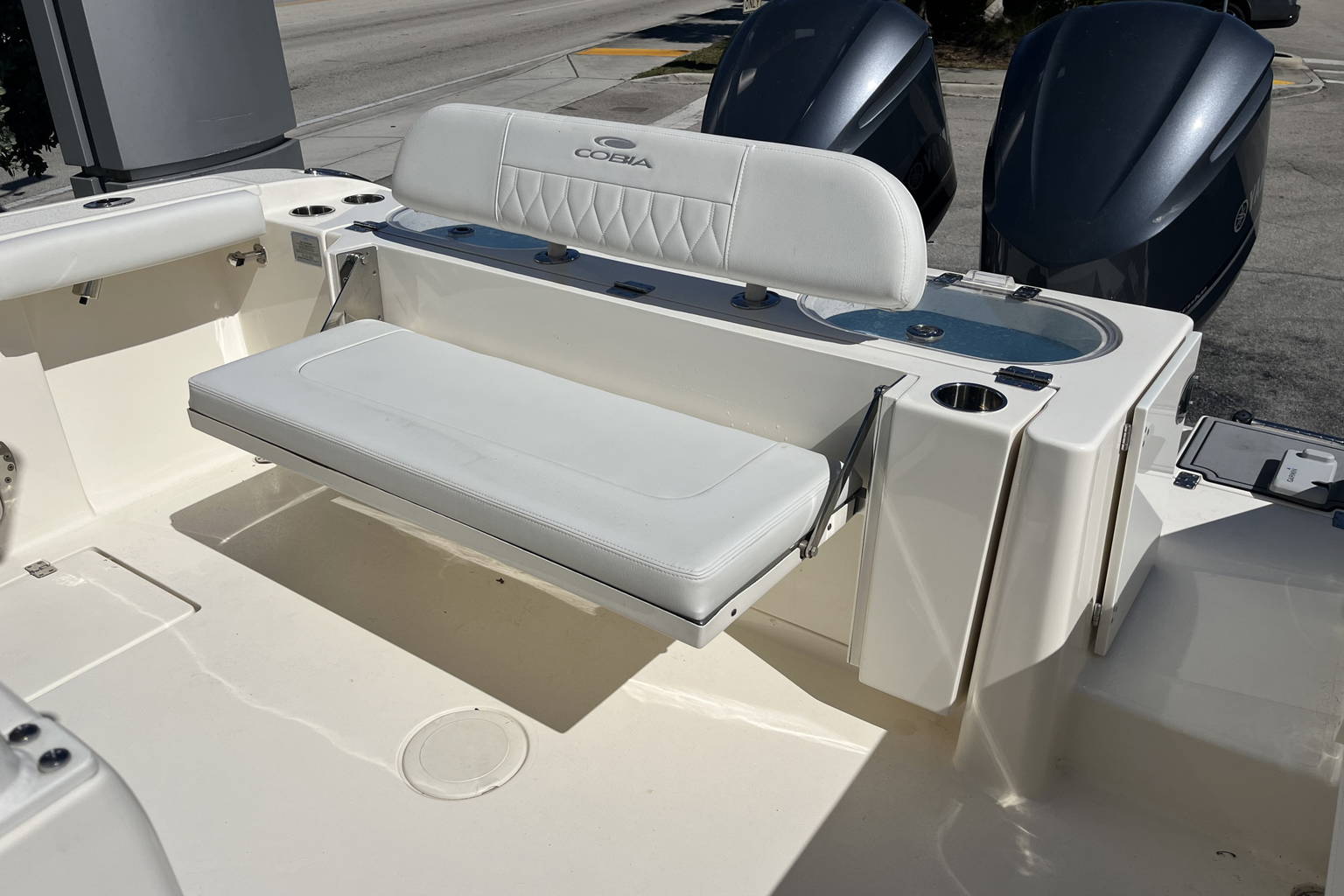 Used 2020 Cobia 301 #Z035 image 33