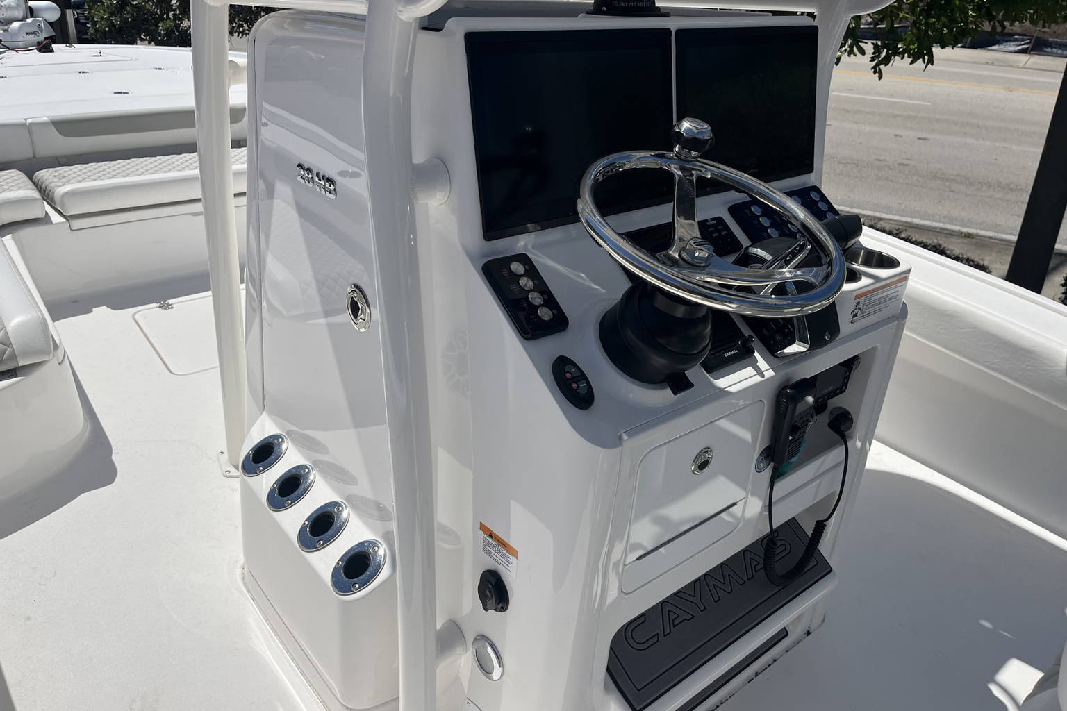 Used 2022 Caymas 28 HB #T128 image 15