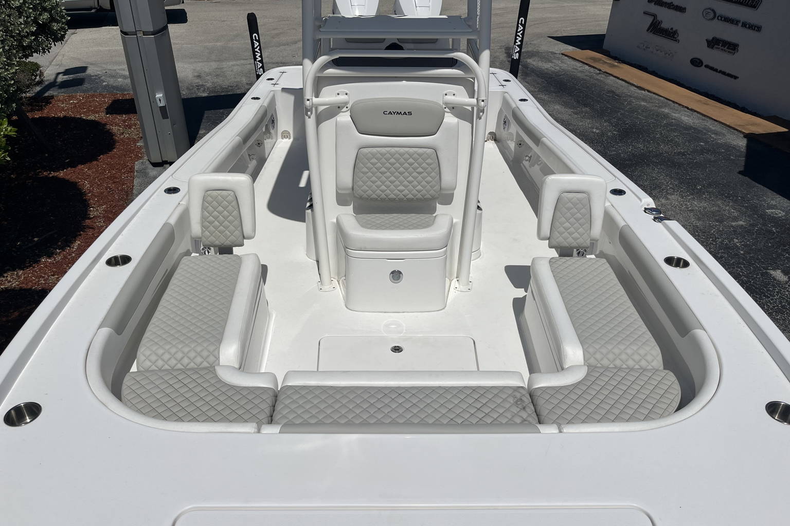 Used 2022 Caymas 28 HB #T128 image 26