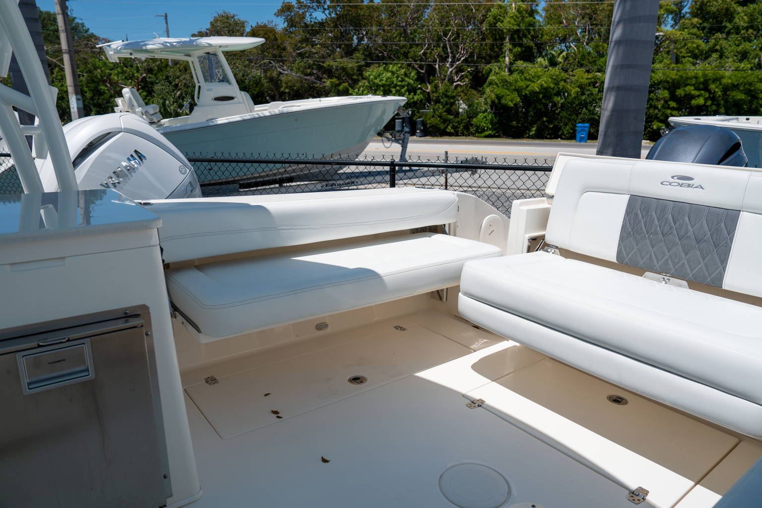 New 2024 Cobia 280 DC #D003 image 15