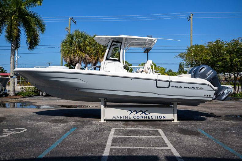 Alternative image of Sea Hunt Escape 27 in Stuart, FL