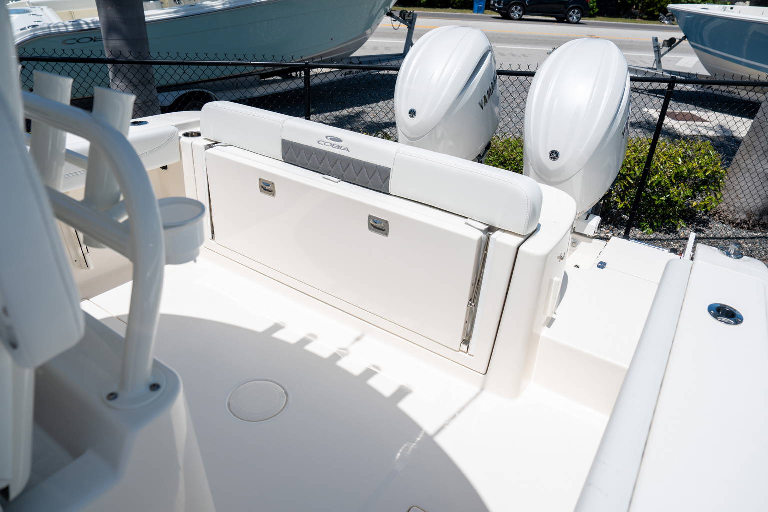 New 2024 Cobia 280 CC #D020 image 15