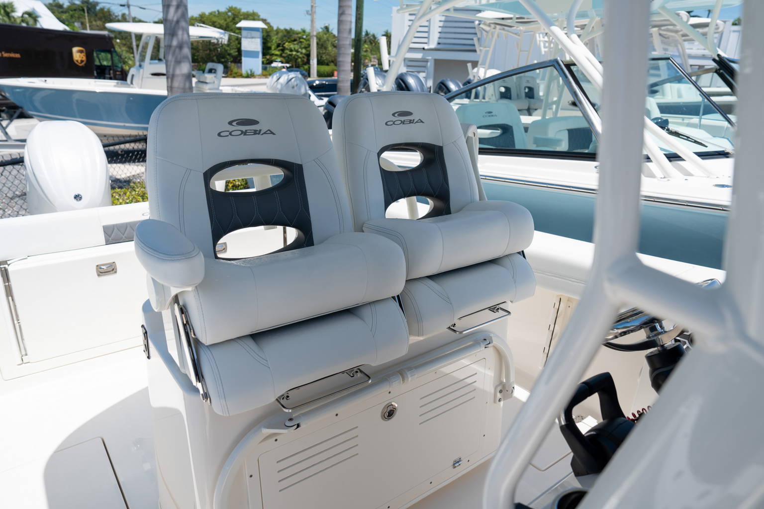 New 2024 Cobia 280 CC #D020 image 17