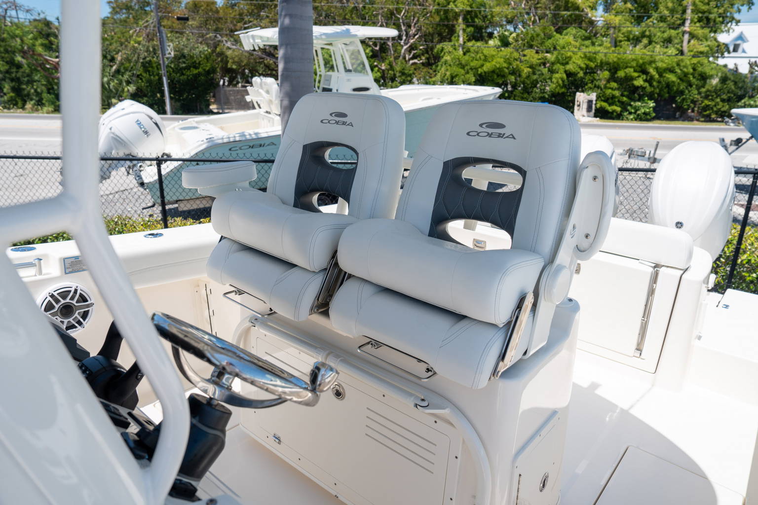 New 2024 Cobia 280 CC #D020 image 18