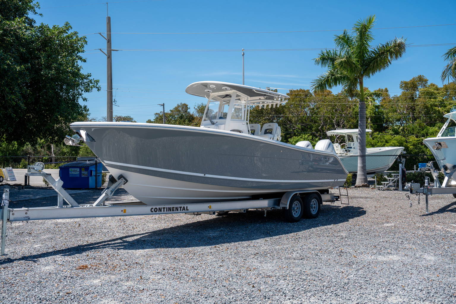 New 2024 Cobia 280 CC #D020 image 2