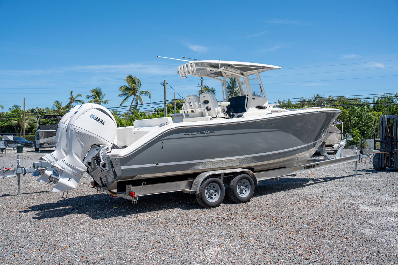 New 2024 Cobia 280 CC #D020 image 7