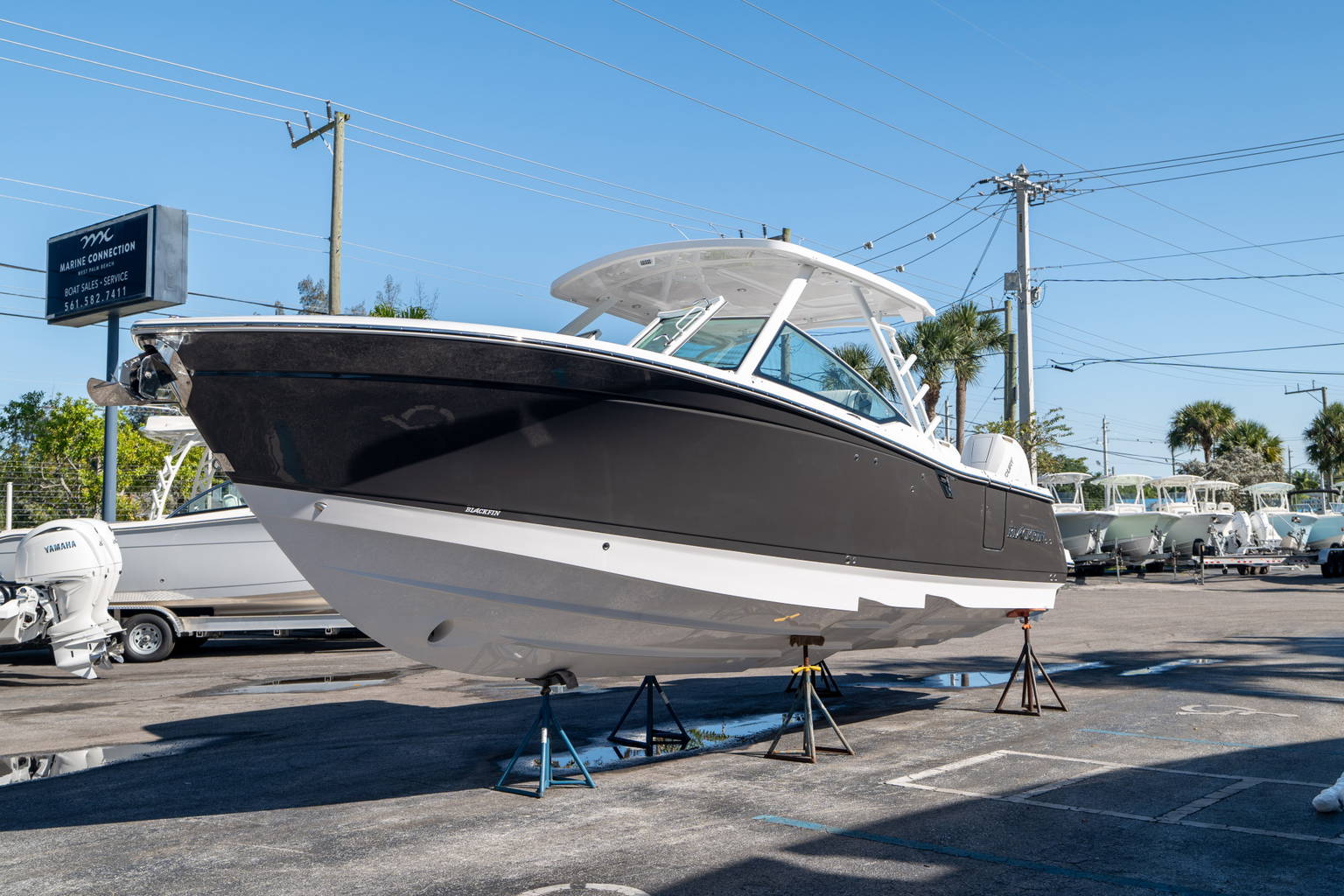 New 2024 Blackfin 302DC #L121 image 6