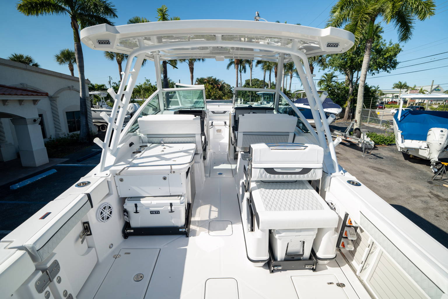 New 2024 Blackfin 302DC #L121 image 9