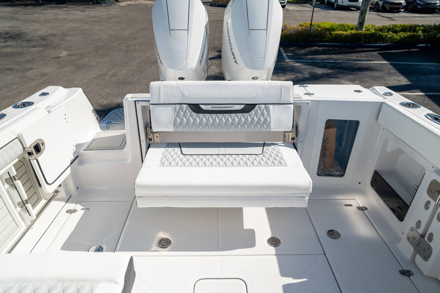 New 2024 Blackfin 302DC #L121 image 17