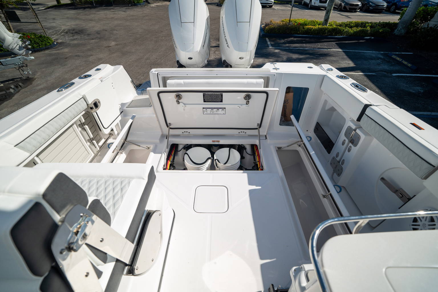 New 2024 Blackfin 302DC #L121 image 20