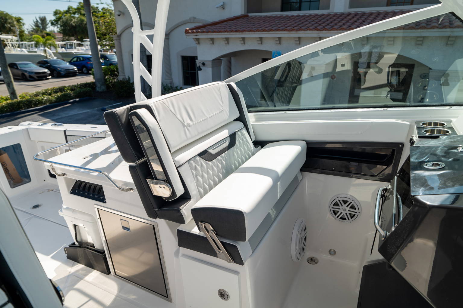 New 2024 Blackfin 302DC #L121 image 30