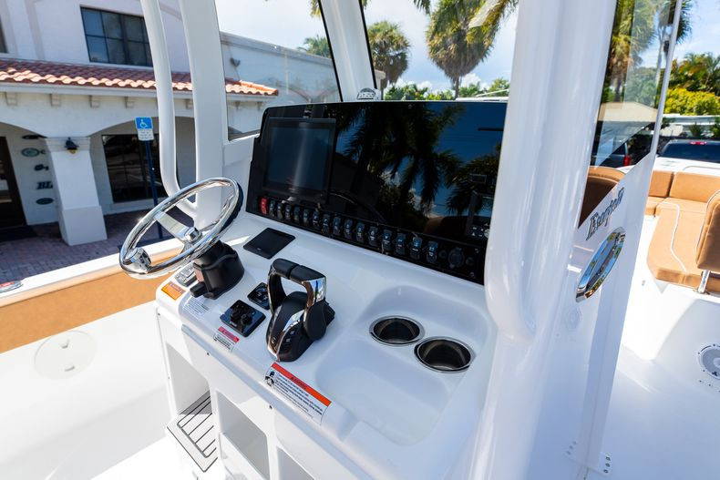 New 2023 Sea Hunt Escape 27 #0058 image 23