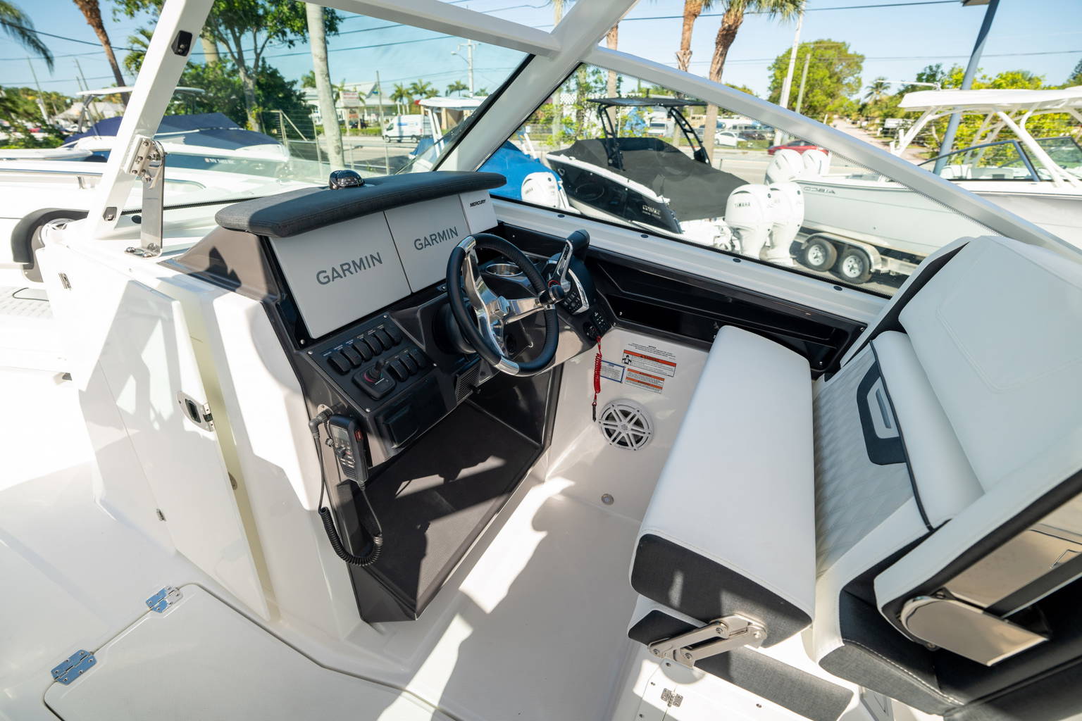 New 2024 Blackfin 302DC #L121 image 36
