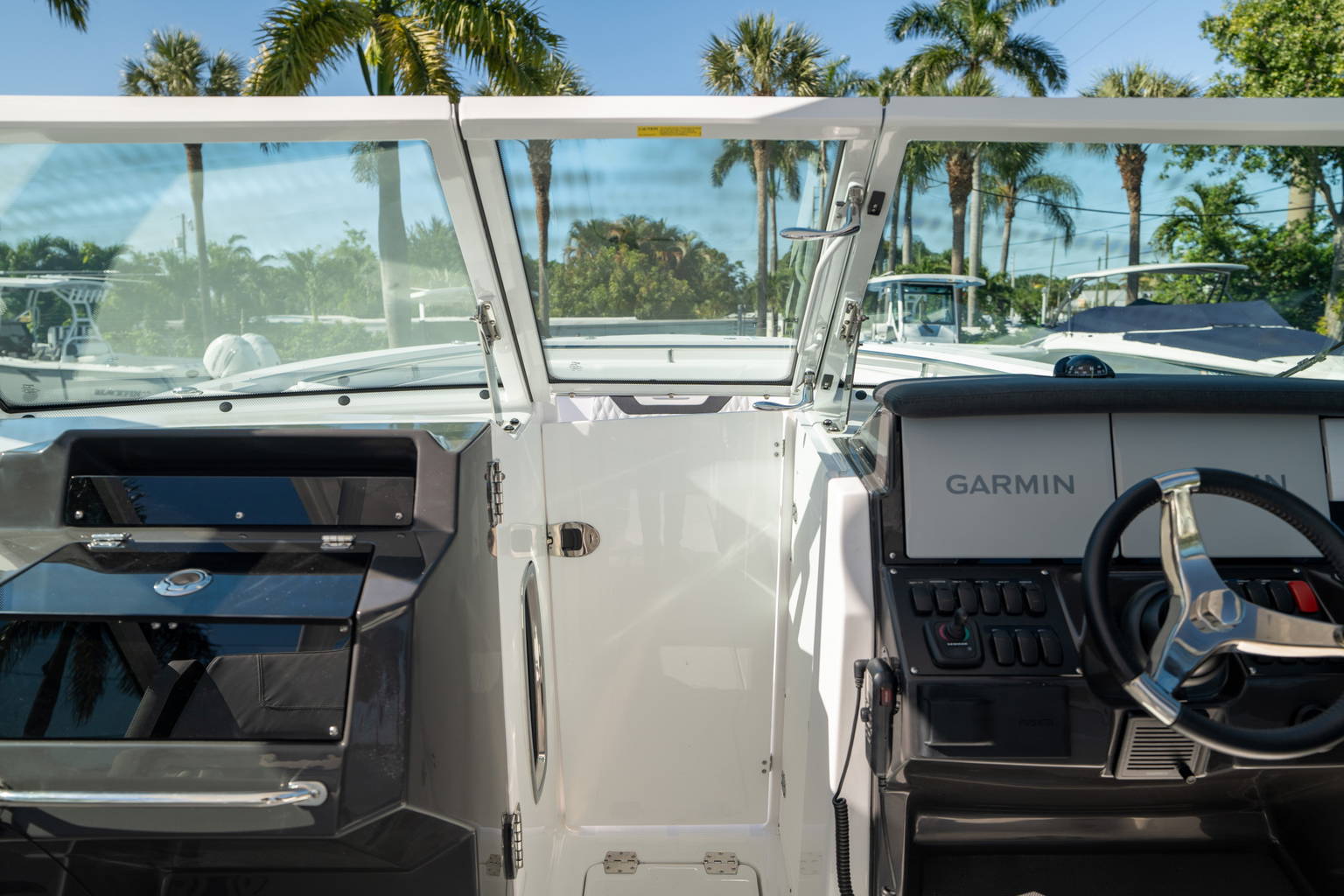 New 2024 Blackfin 302DC #L121 image 41