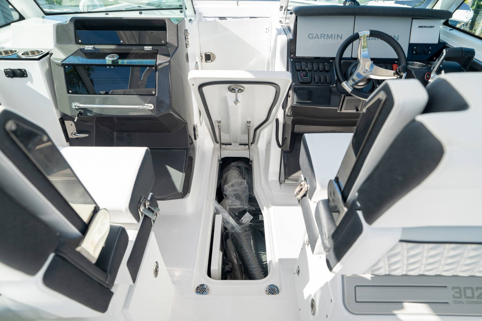 New 2024 Blackfin 302DC #L121 image 42