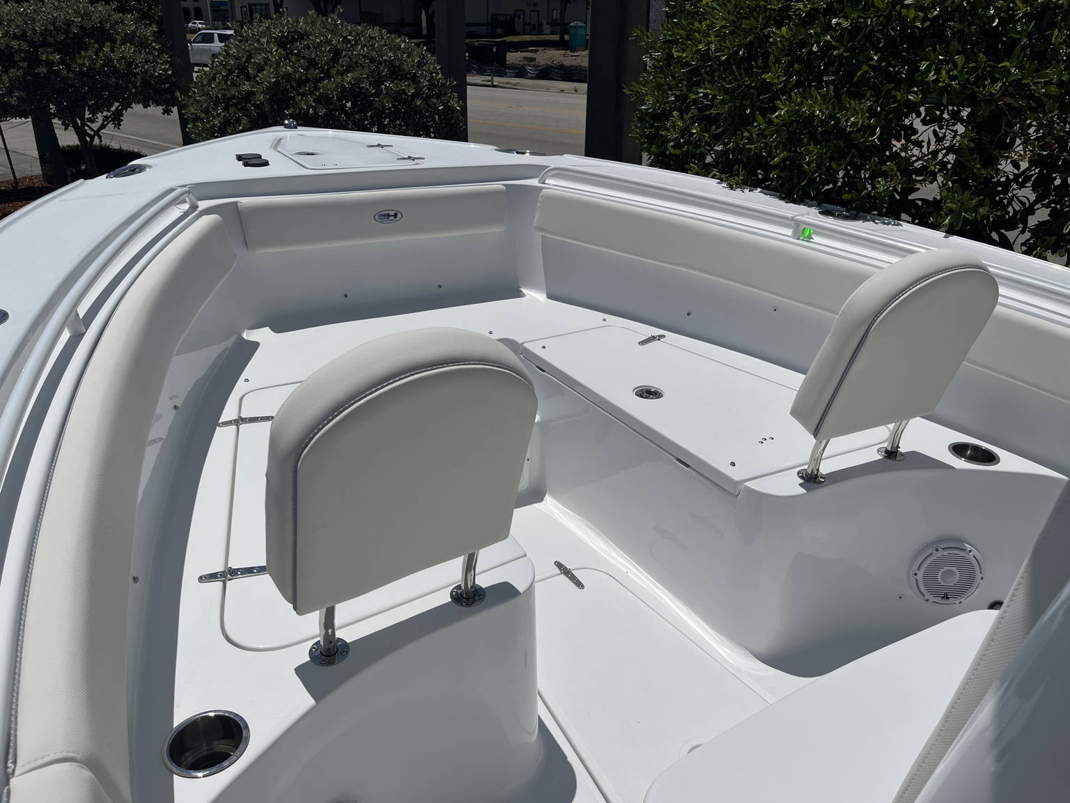 Alternative image of Sea Hunt Ultra 265 SE in West Palm Beach, FL