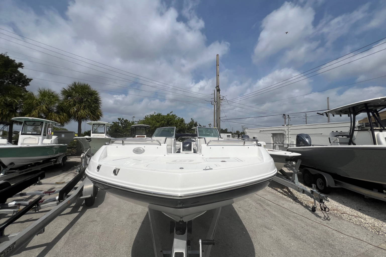 Used 2021 Hurricane SD 2486 #8797 image 5