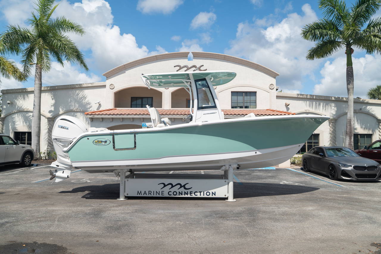 Main image of Sea Hunt Ultra 239 SE in West Palm Beach, FL