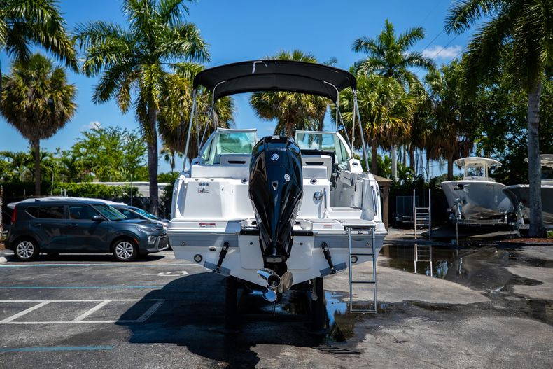 New 2022 Blackfin 232DC #K102 image 7