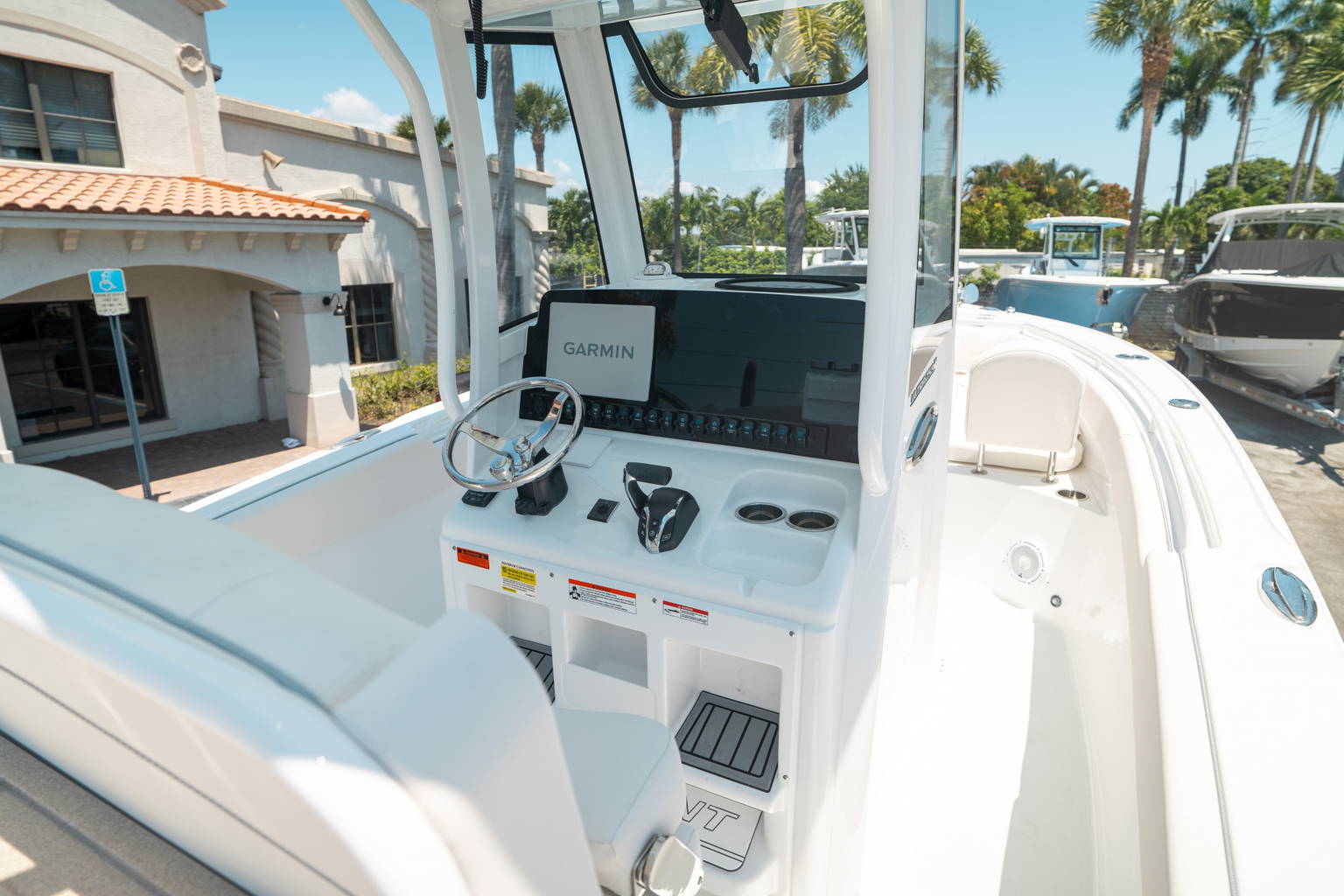 New 2024 Sea Hunt Ultra 255 SE #0661 image 10