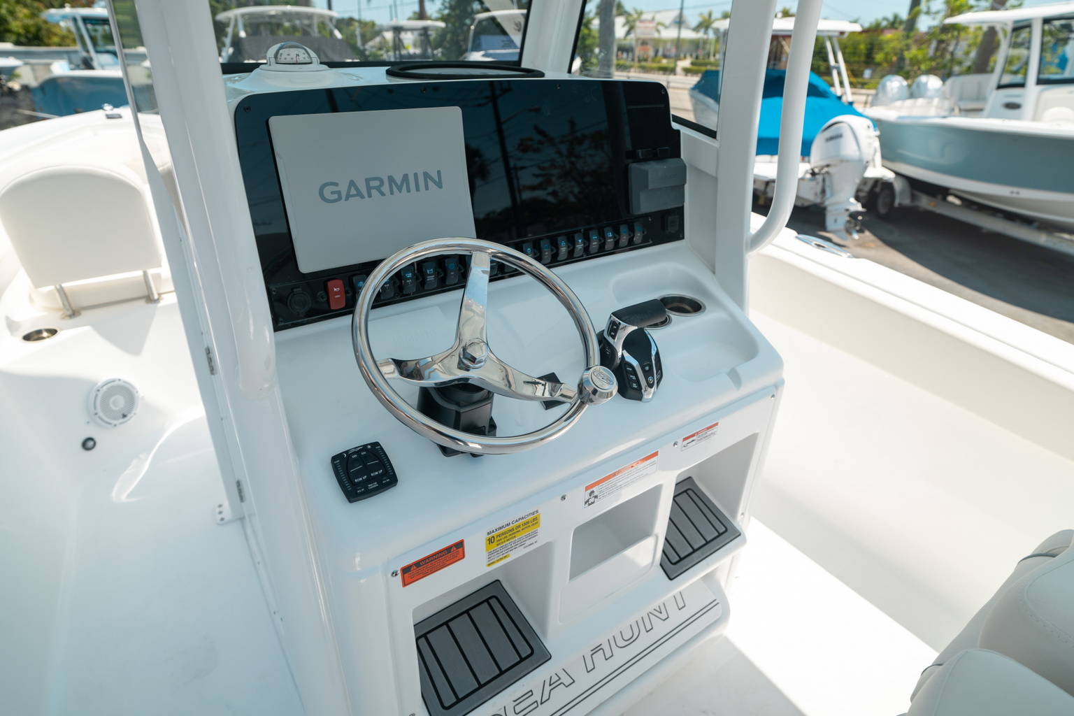 New 2024 Sea Hunt Ultra 255 SE #0661 image 15