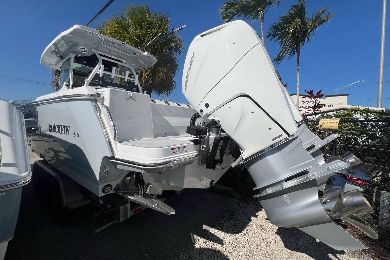 New 2024 Blackfin 332CC #C284 image 5