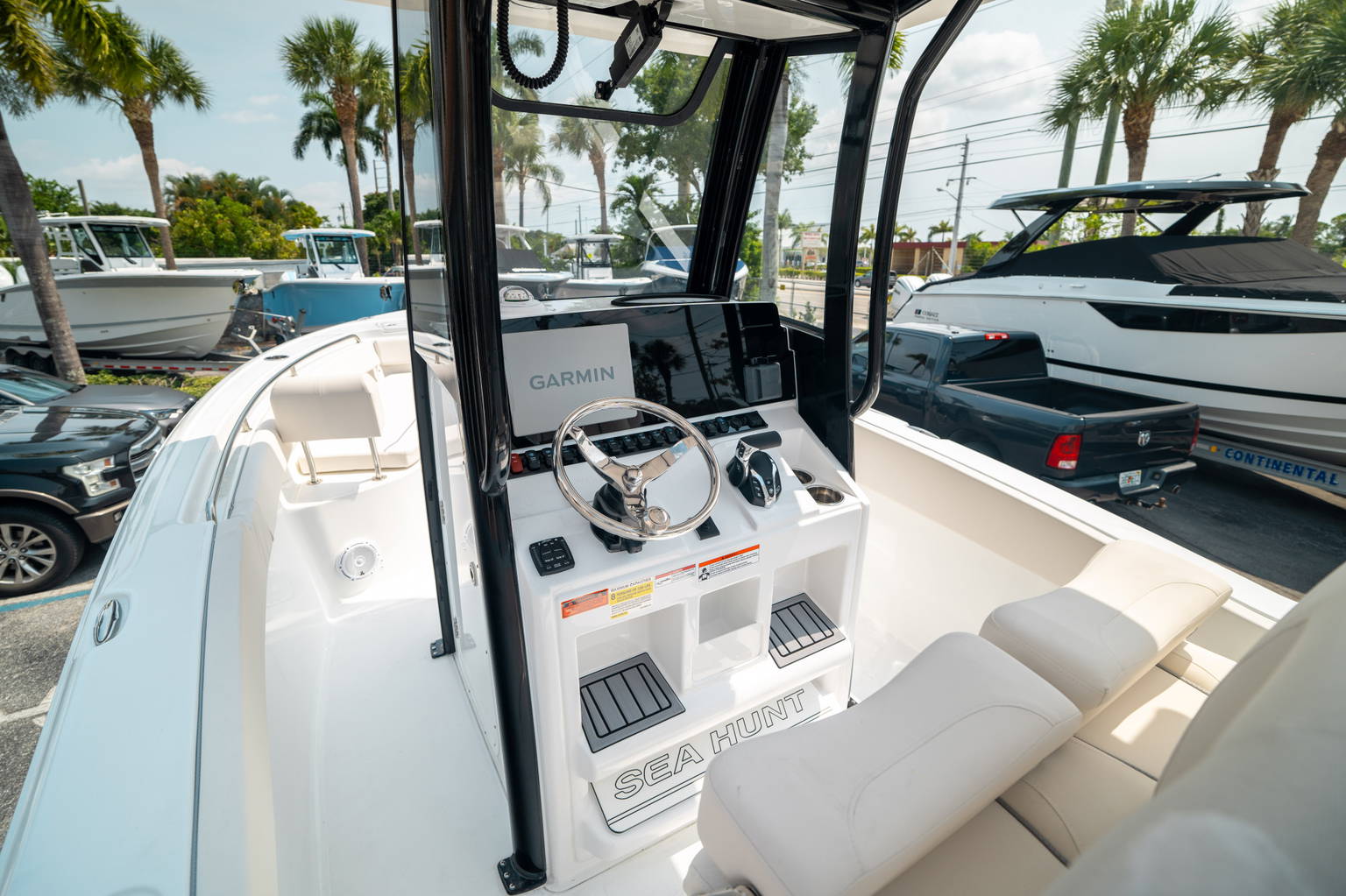 Alternative image of Sea Hunt Ultra 239 SE in Vero Beach, FL