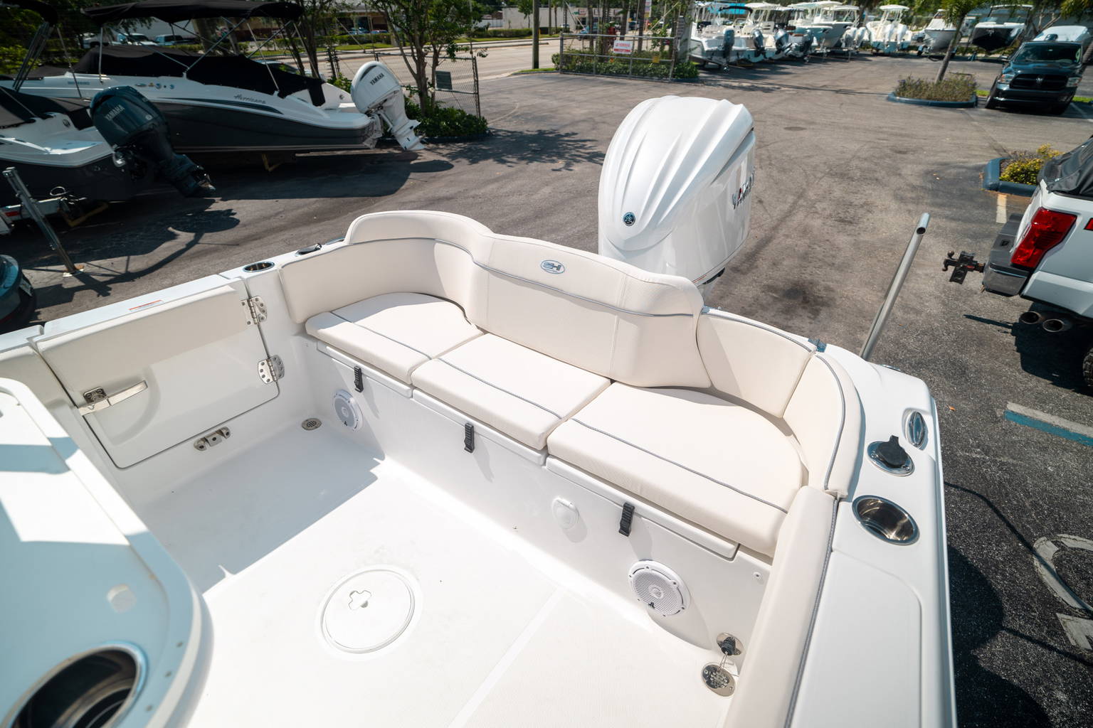 New 2025 Sea Hunt Ultra 239 SE #0389 image 17