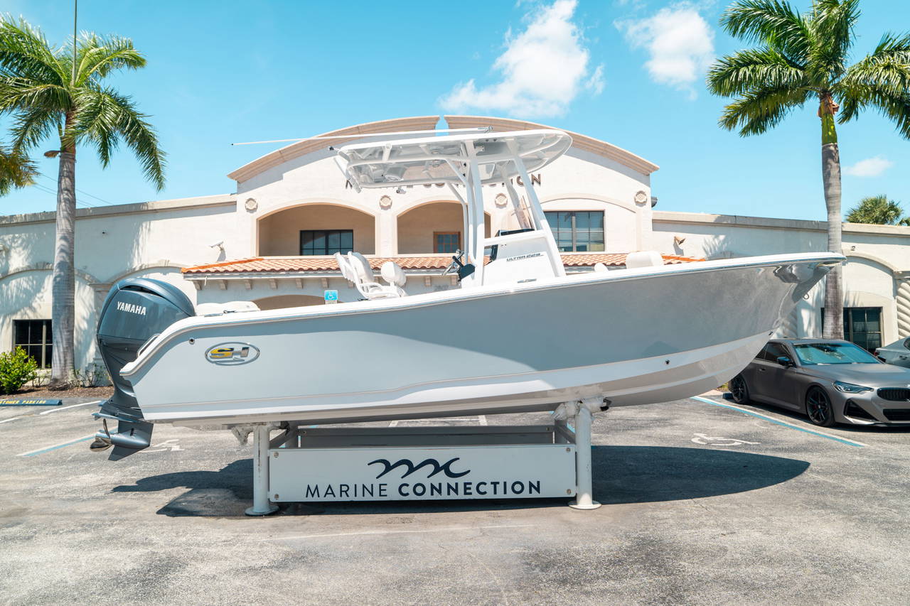 Main image of Sea Hunt Ultra 229 in Stuart, FL
