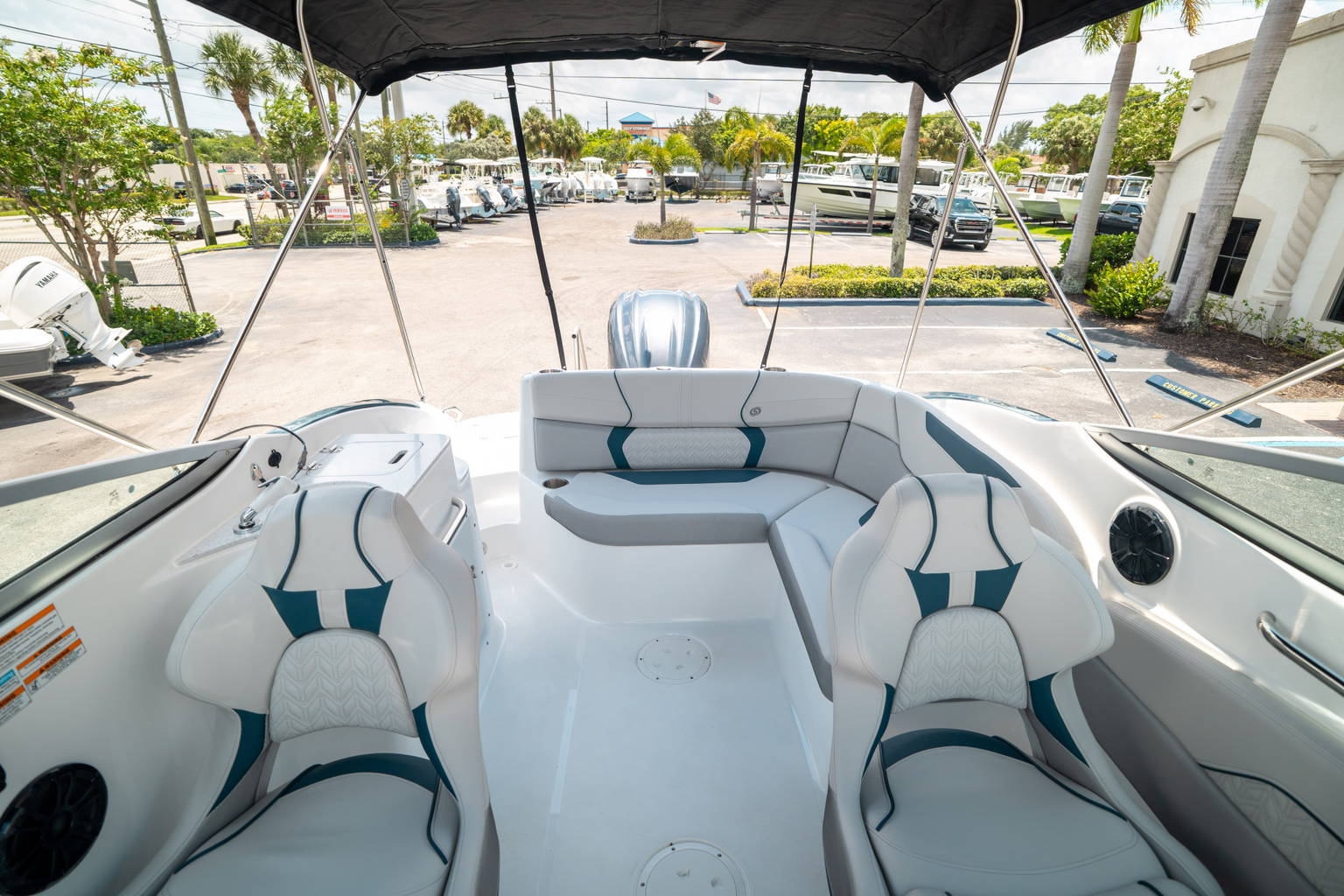 New 2024 Hurricane SunDeck 2400 OB #7827 image 10