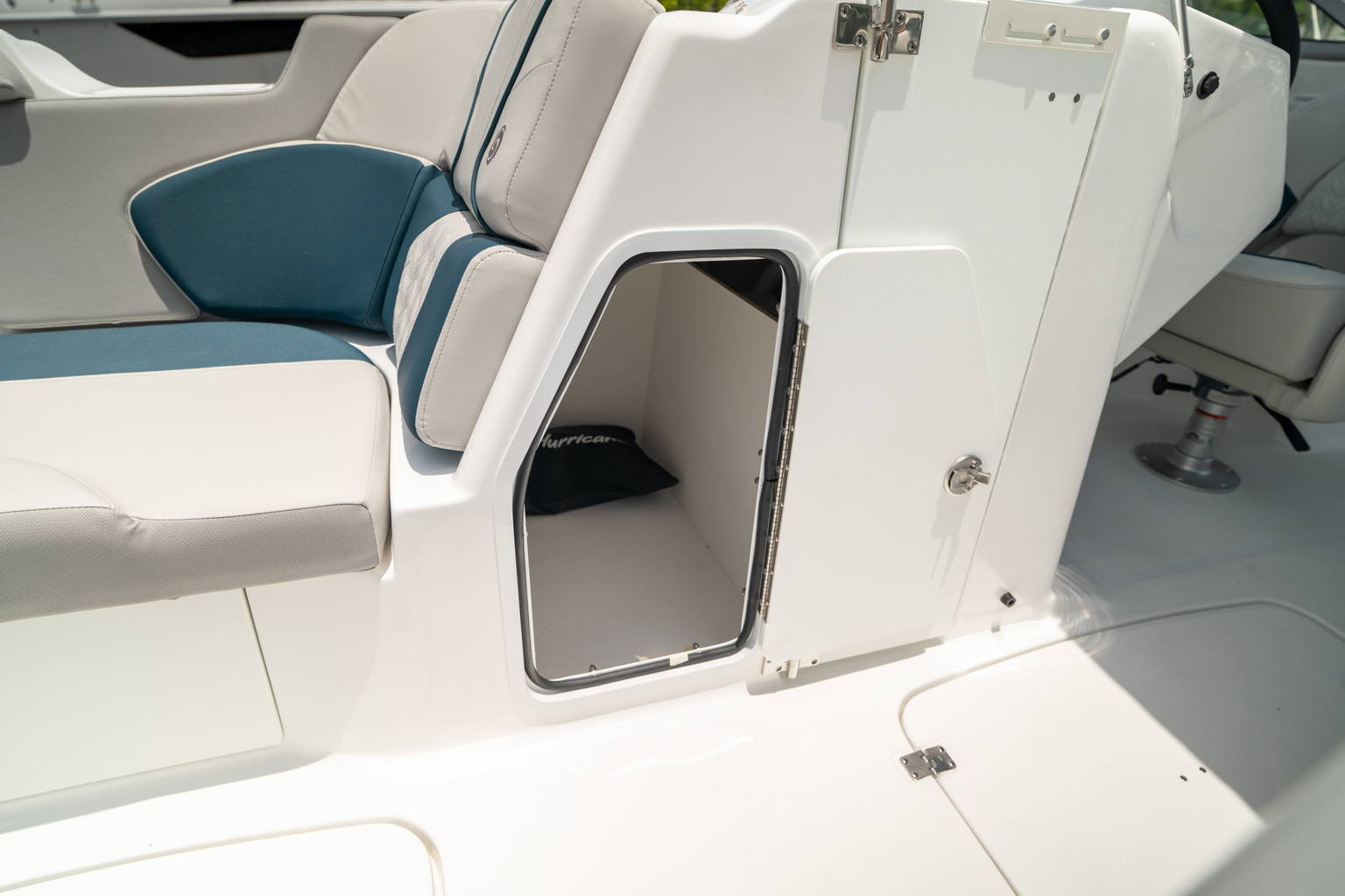 New 2024 Hurricane SunDeck 2400 OB #7827 image 35