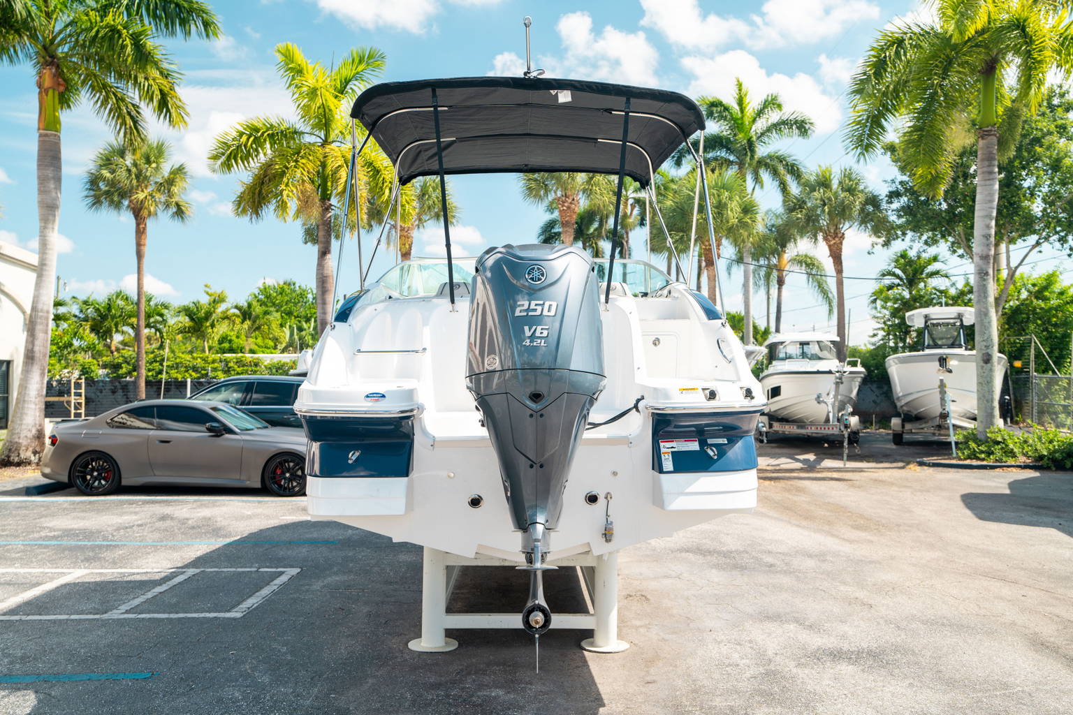 New 2024 Hurricane SunDeck 2400 OB #7836 image 3