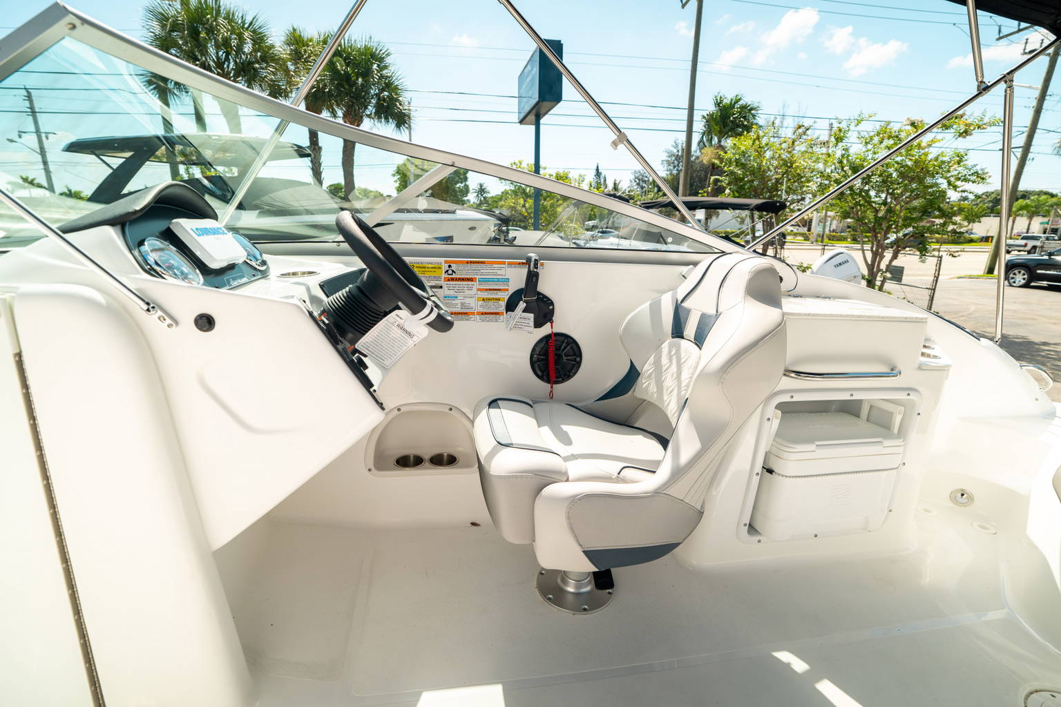 New 2024 Hurricane SunDeck 2400 OB #7836 image 22
