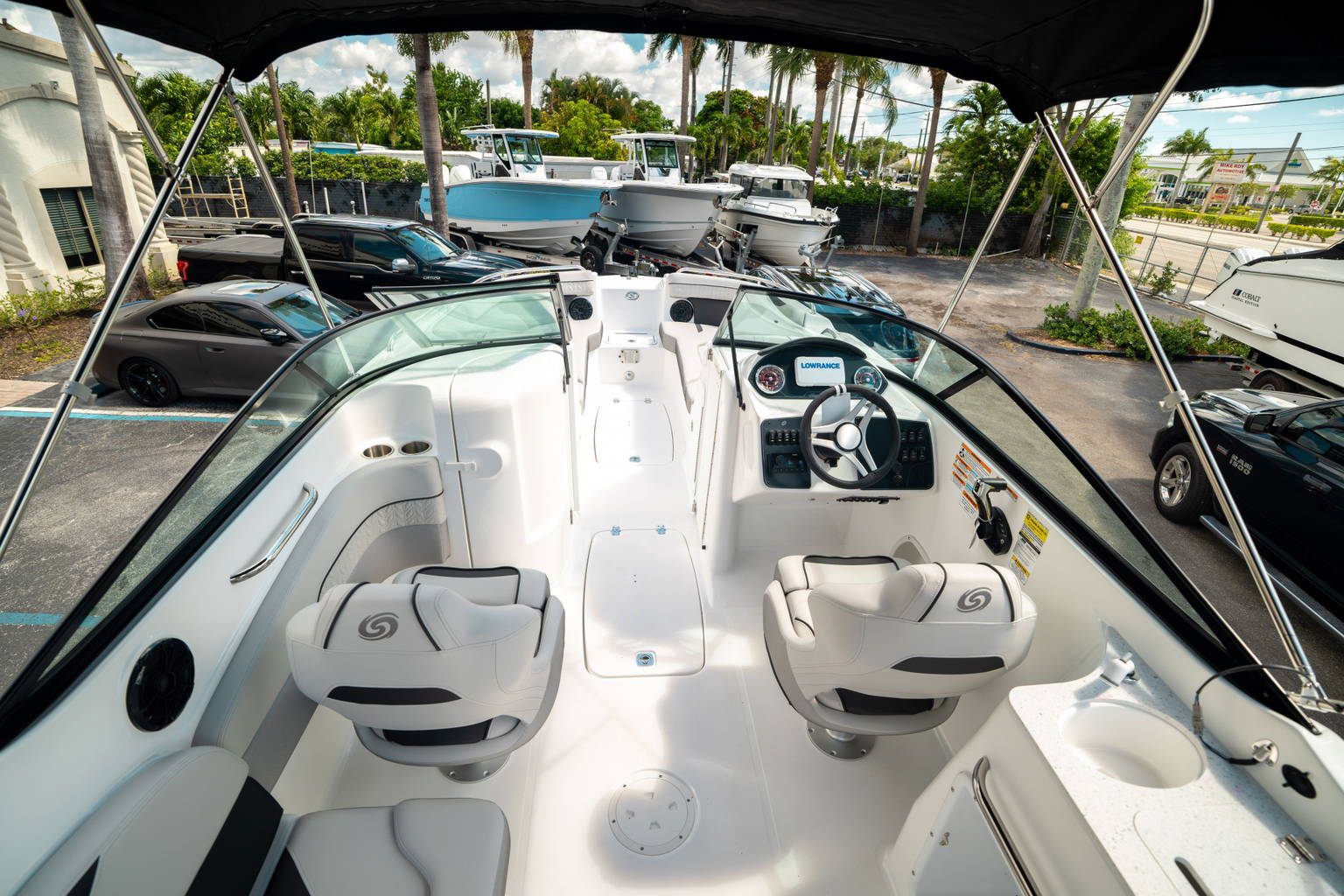 New 2024 Hurricane SunDeck 2400 OB #7891 image 8