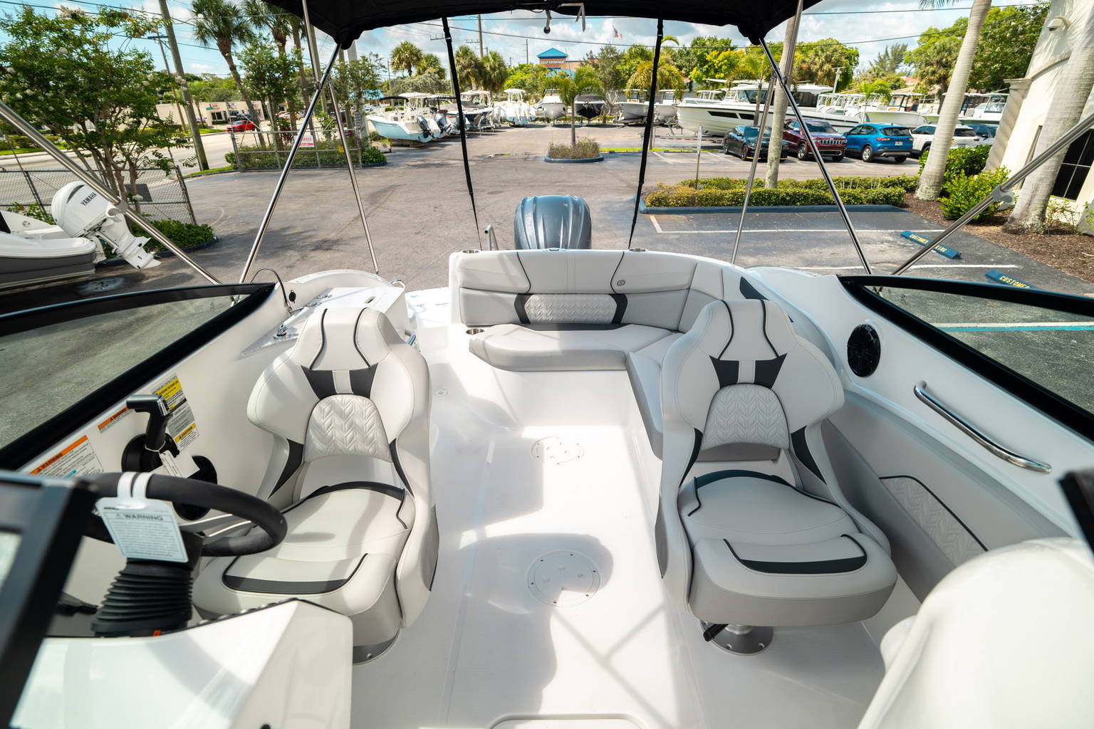New 2024 Hurricane SunDeck 2400 OB #7891 image 9