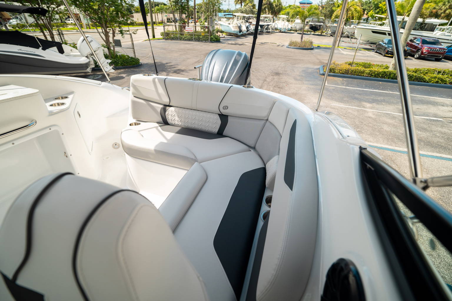 New 2024 Hurricane SunDeck 2400 OB #7891 image 11