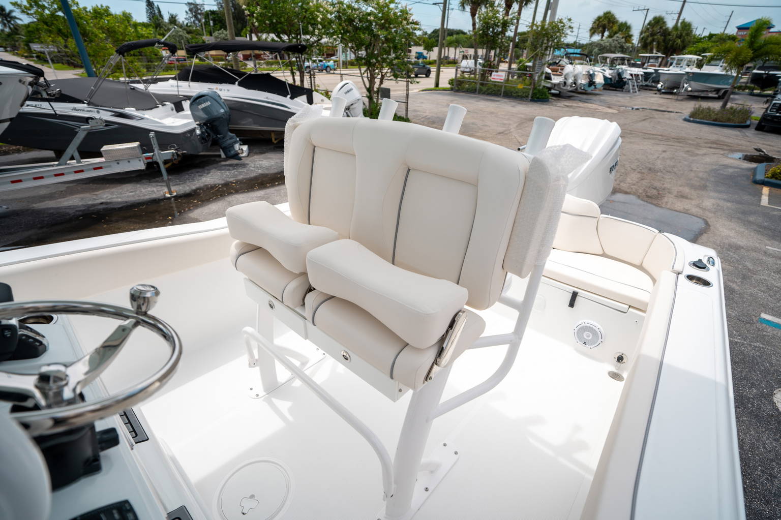 Alternative image of Sea Hunt Ultra 239 SE in West Palm Beach, FL