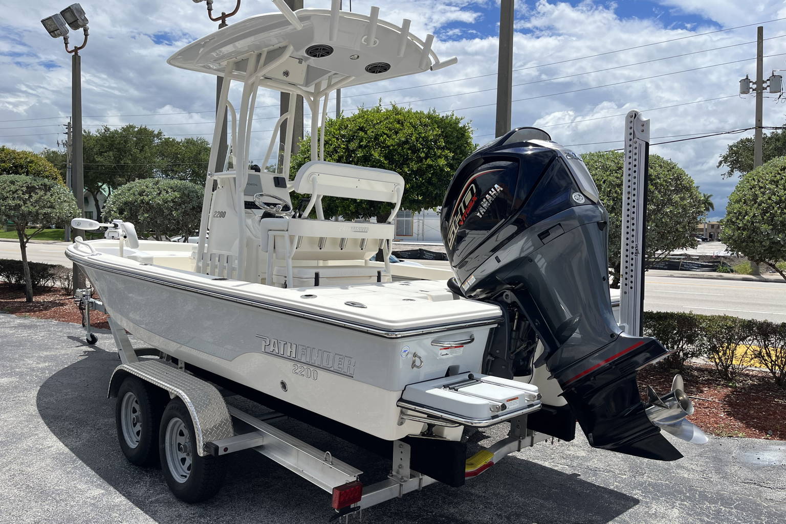 Used 2022 Pathfinder 2200 TRS #W097 image 4