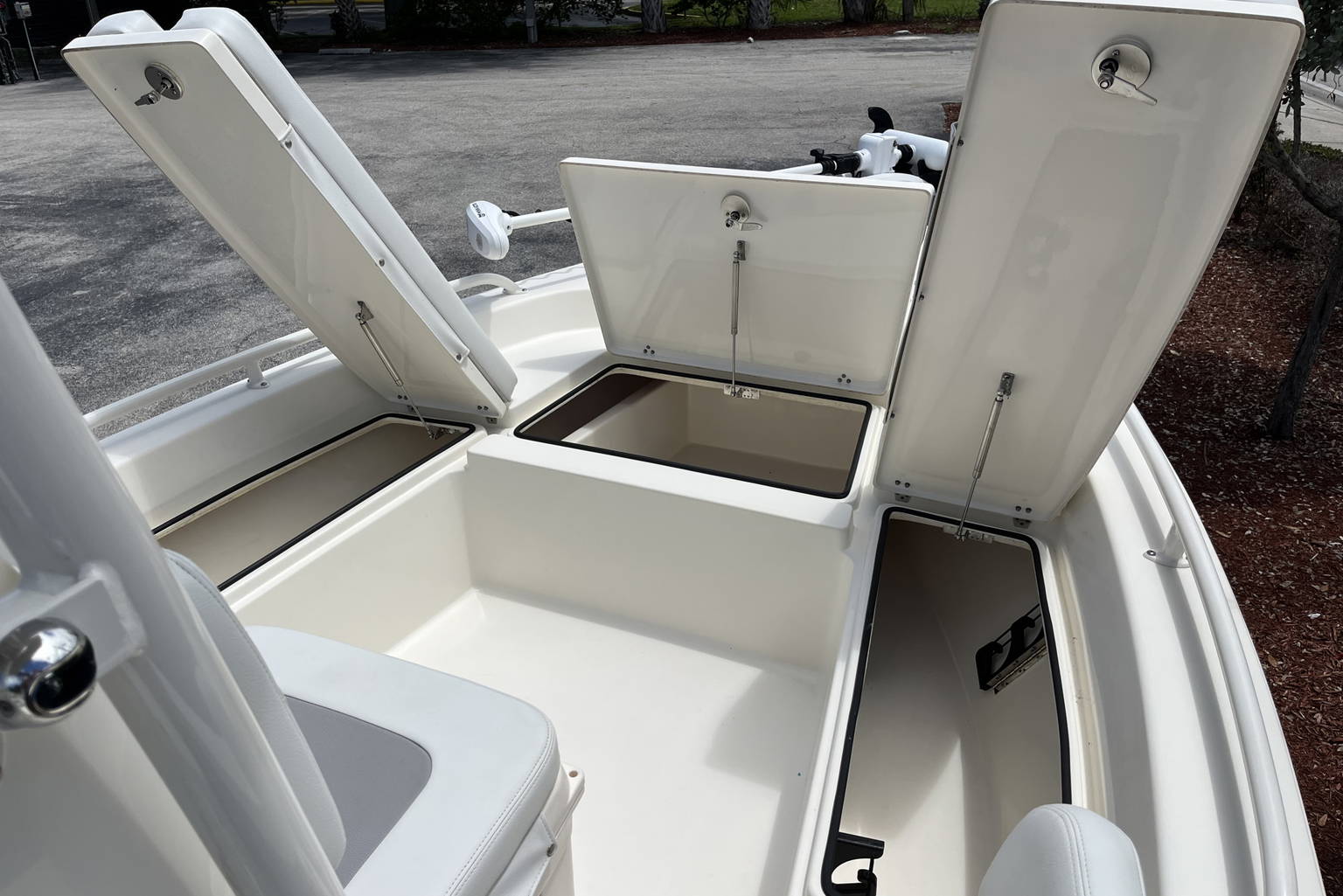 Used 2022 Pathfinder 2200 TRS #W097 image 18