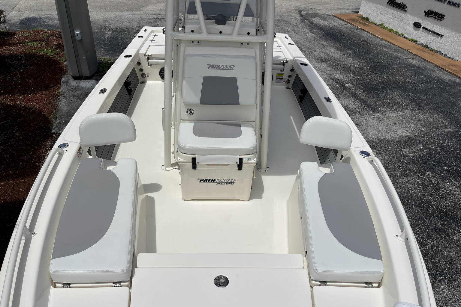 Used 2022 Pathfinder 2200 TRS #W097 image 19