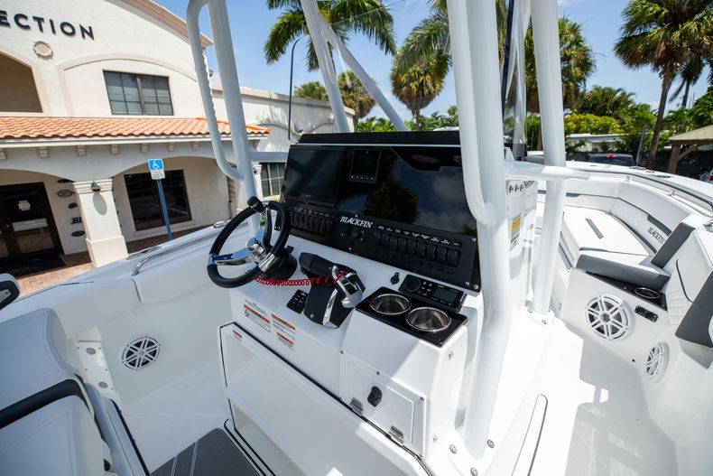 New 2023 Blackfin 252CC #D364 image 27