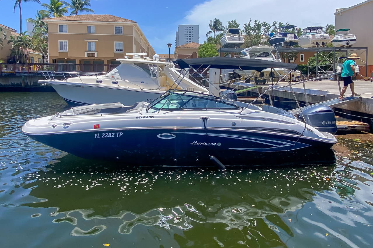 Main image of Hurricane 2400 OB in Aventura, FL