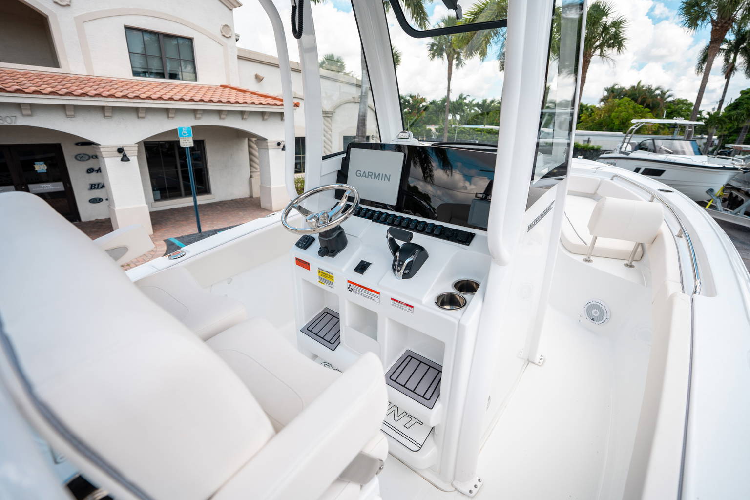 New 2025 Sea Hunt Ultra 239 SE #0408 image 21