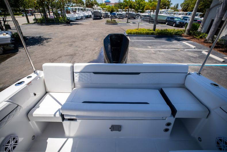 Alternative image of Blackfin 232DC in Vero Beach, FL