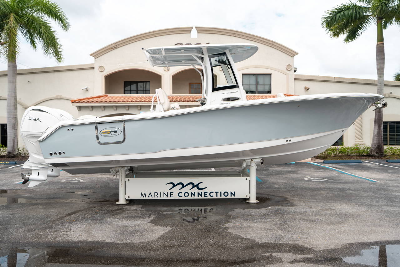 Main image of Sea Hunt Ultra 265 SE in Miami, FL